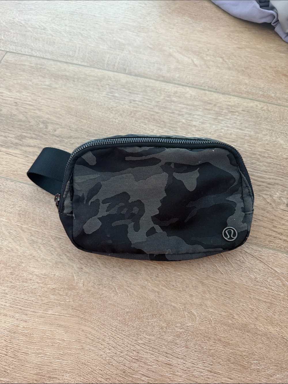 lululemon athletica Black Camo Belt Bag Fanny Pack Limited Edition